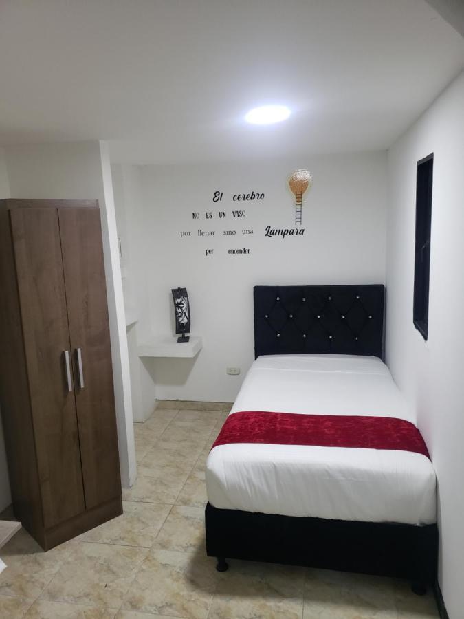 Aw Hotel American Travel 波哥大 外观 照片